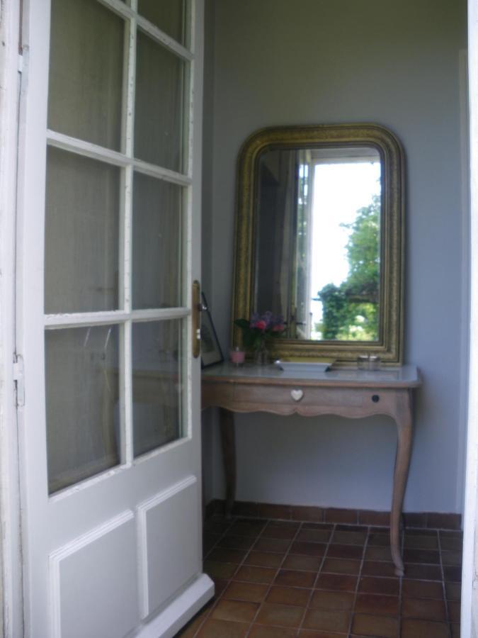 La Metairie Du Pont Bed & Breakfast Sainte-Hermine Bagian luar foto