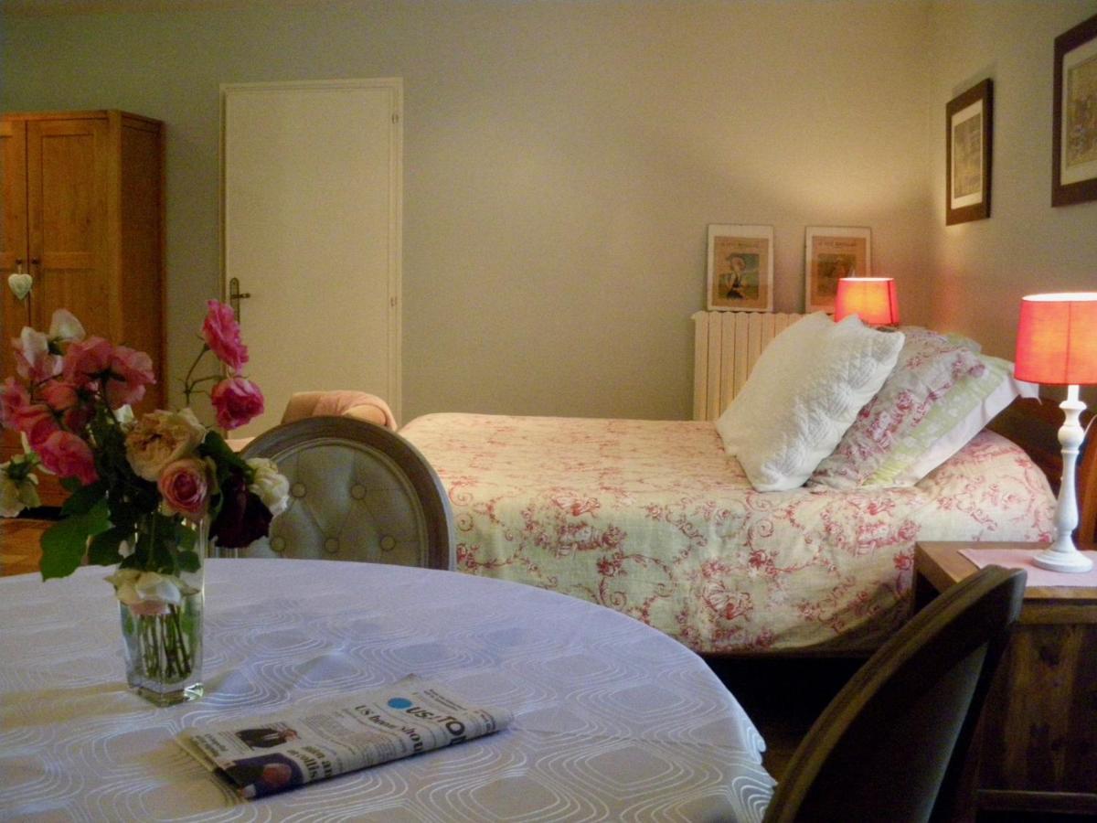 La Metairie Du Pont Bed & Breakfast Sainte-Hermine Bagian luar foto